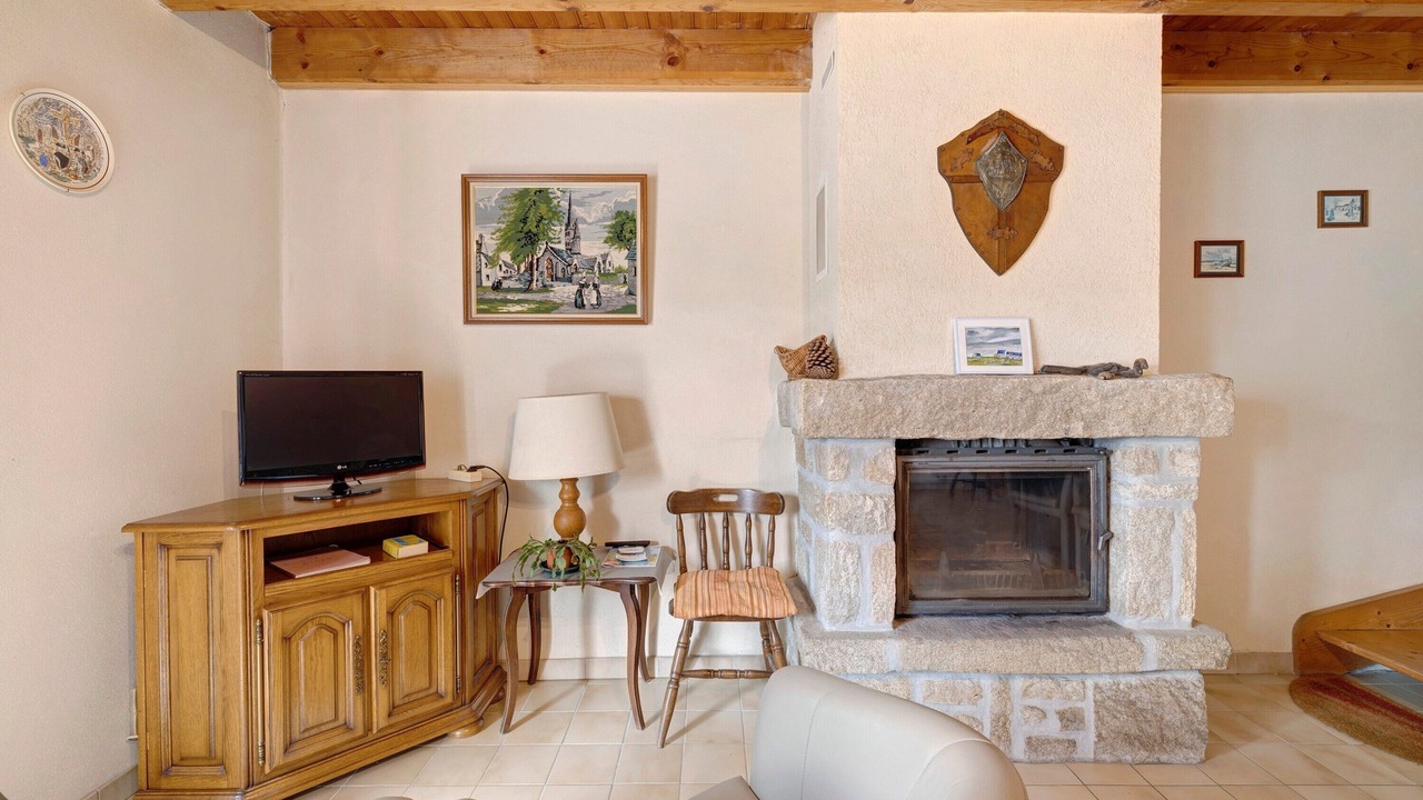 Photo of Livingroom in Plomodiern