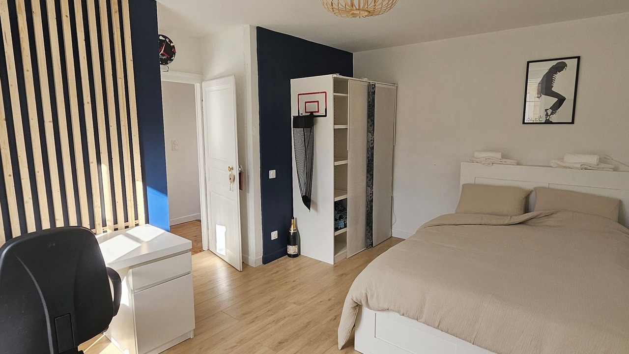 Photo of Bedroom in Liberation