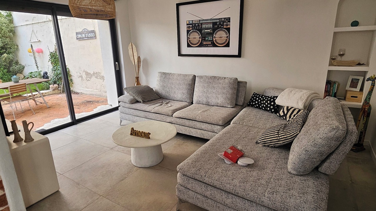 Photo of Livingroom in Liberation