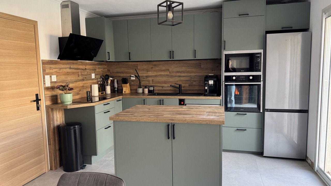 Photo of Kitchen in Miroir - Batignolles