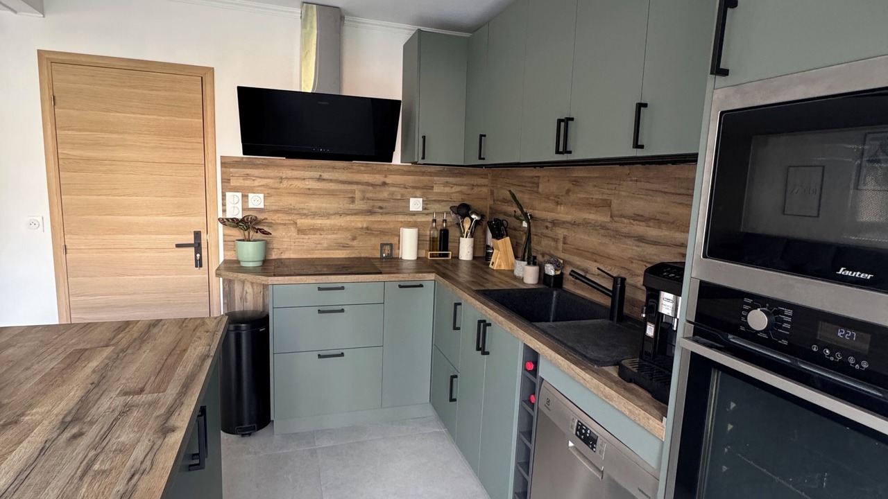 Photo of Kitchen in Miroir - Batignolles