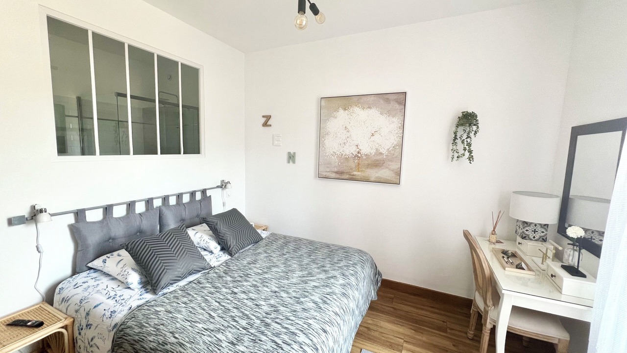 Photo of Bedroom in Guingamp
