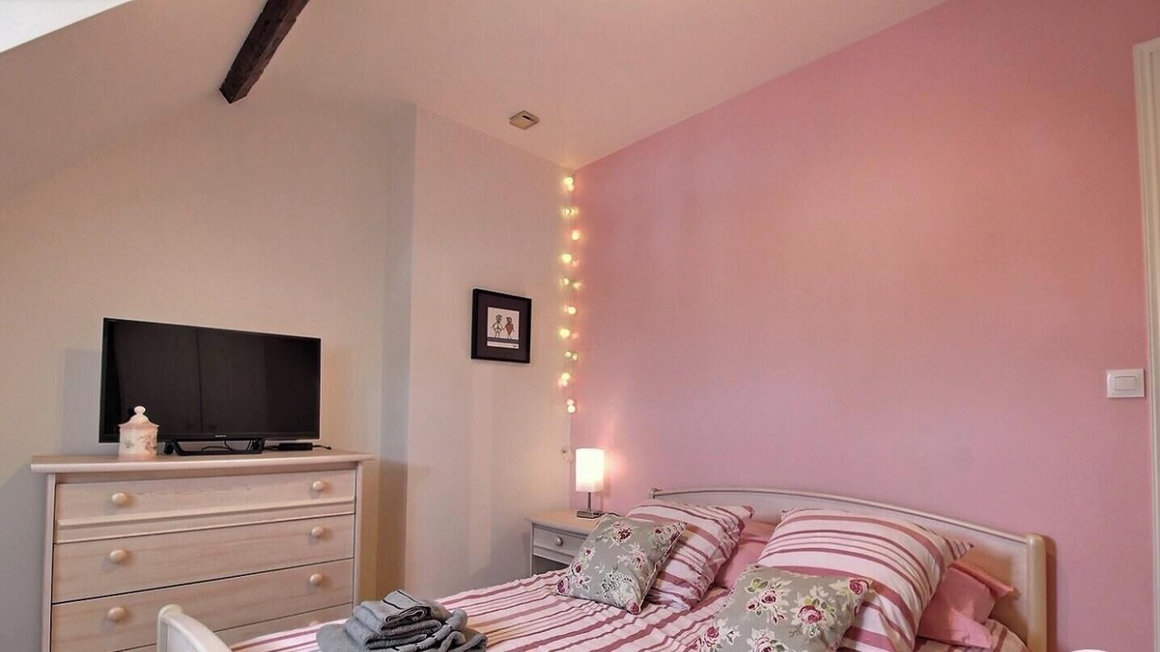 Photo of Bedroom in Tredrez-Locquemeau
