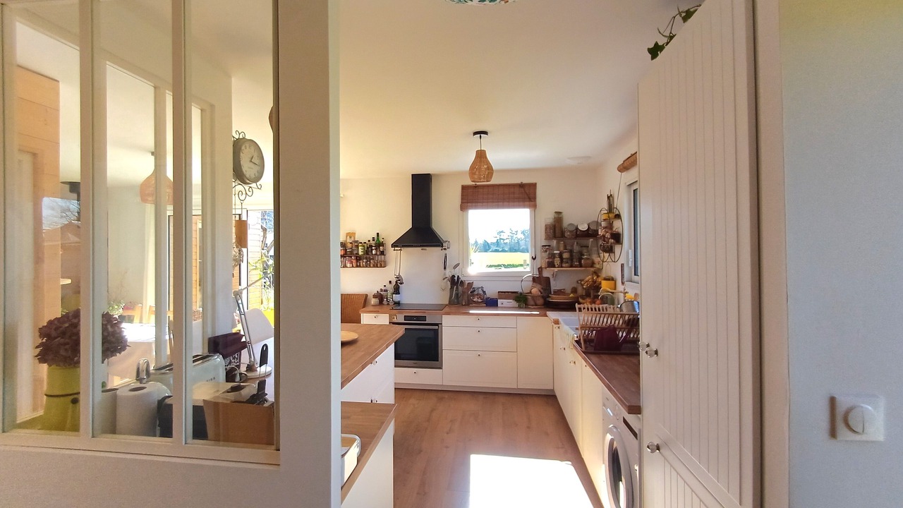 Photo of Kitchen in Pleherel-Plage-Vieux-Bourg