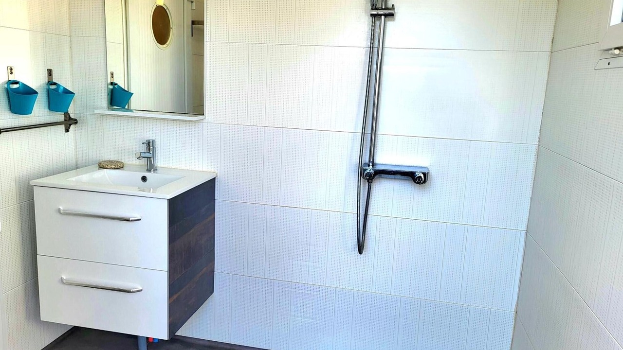 Photo of Bathroom in Pirou