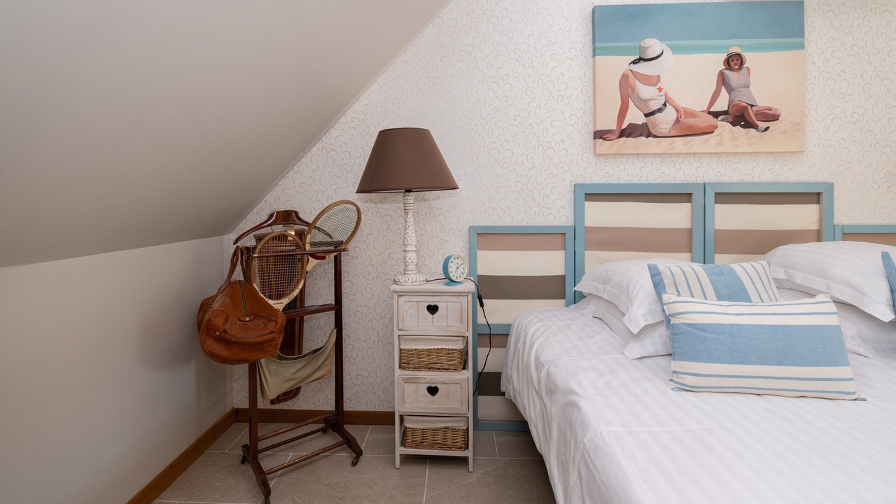 Photo of Bedroom in Theix-Noyalo