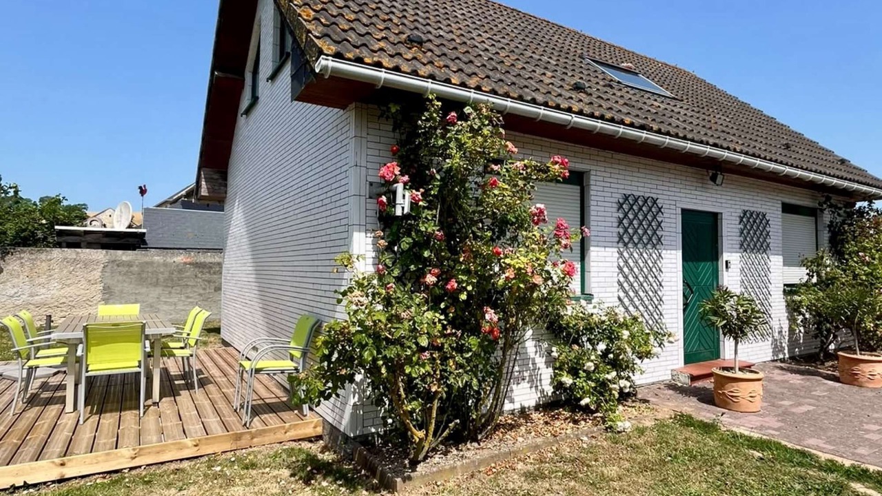 Photo of Outdoor in Saint-Come-de-Fresne