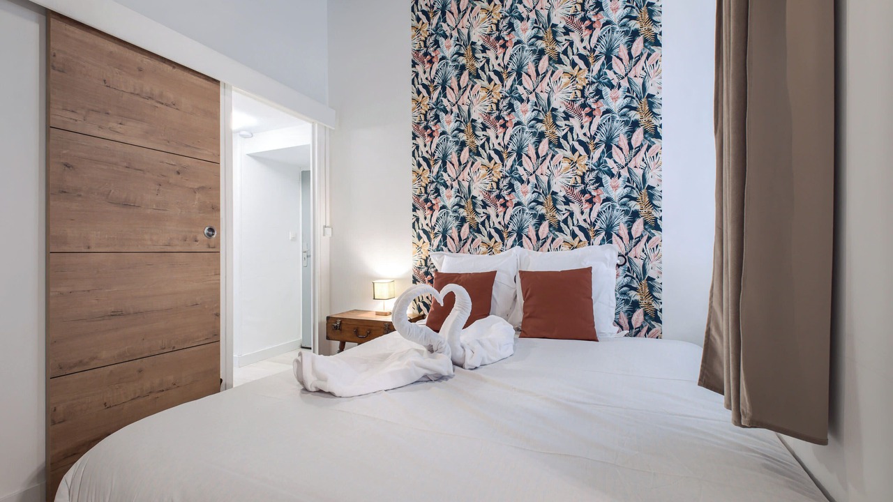 Photo of Bedroom in Laval