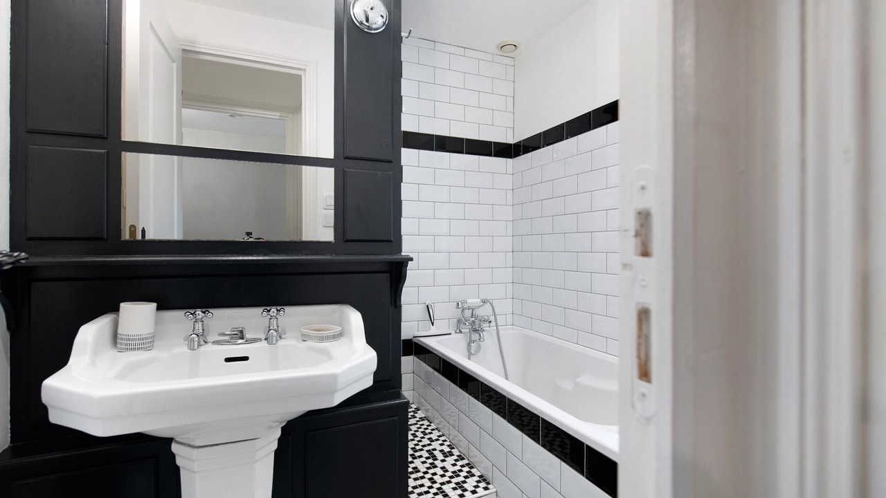 Photo of Bathroom in Gratot