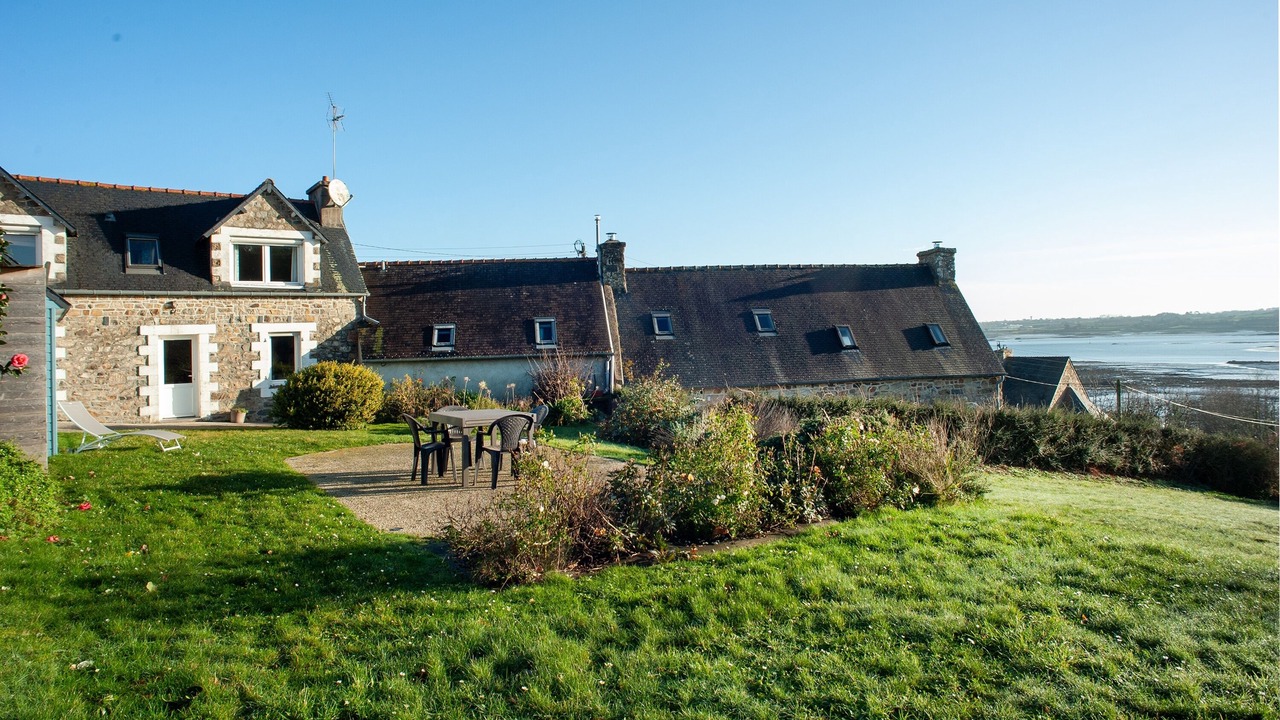 Photo of Outdoor in Plougrescant