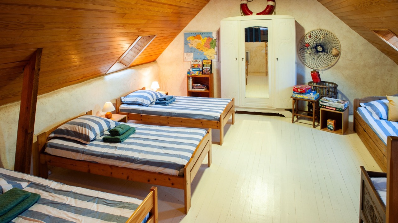 Photo of Bedroom in Plougrescant