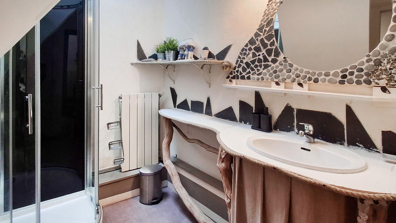Photo of Bathroom in Binic