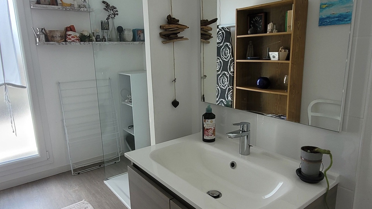 Photo of Bathroom in Vannes