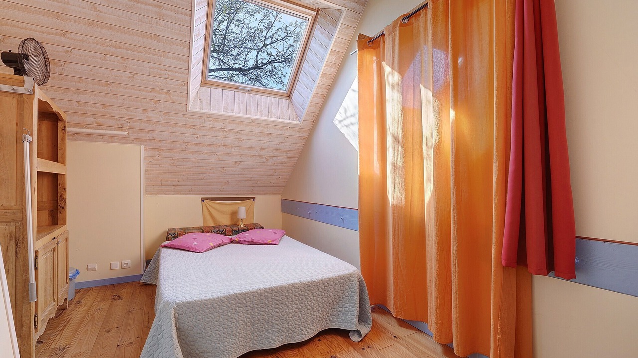 Photo of Bedroom in Sainte-Marie