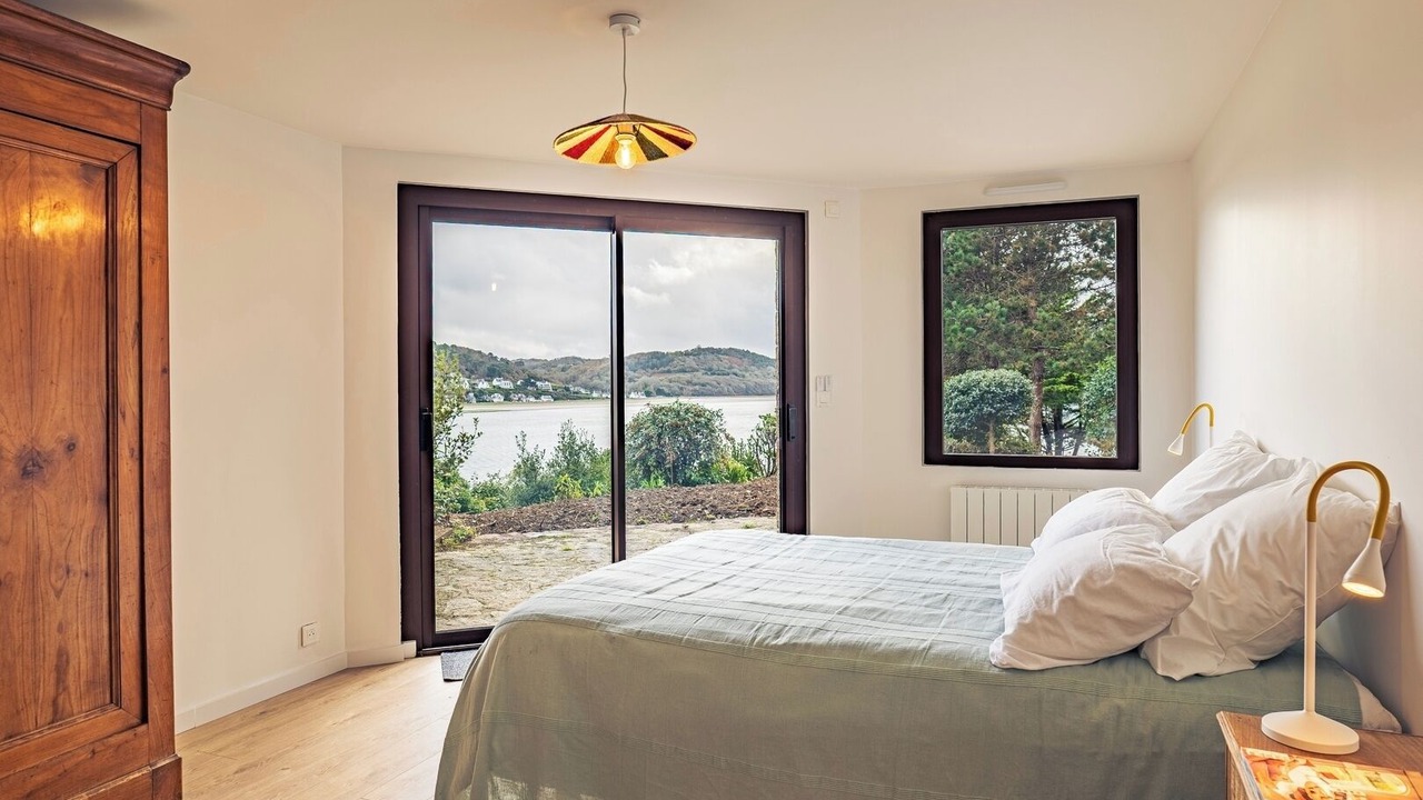 Photo of Bedroom in Tredrez-Locquemeau