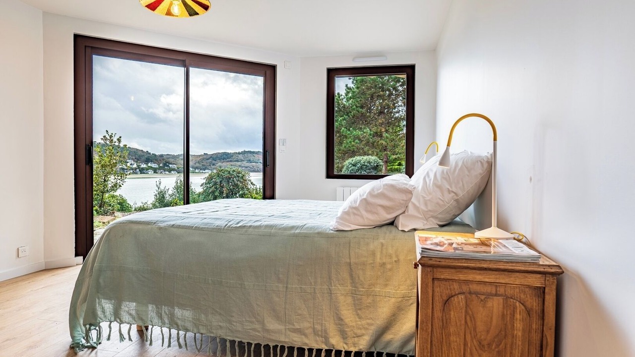 Photo of Bedroom in Tredrez-Locquemeau