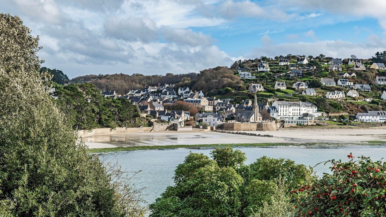 Photo of Others in Tredrez-Locquemeau