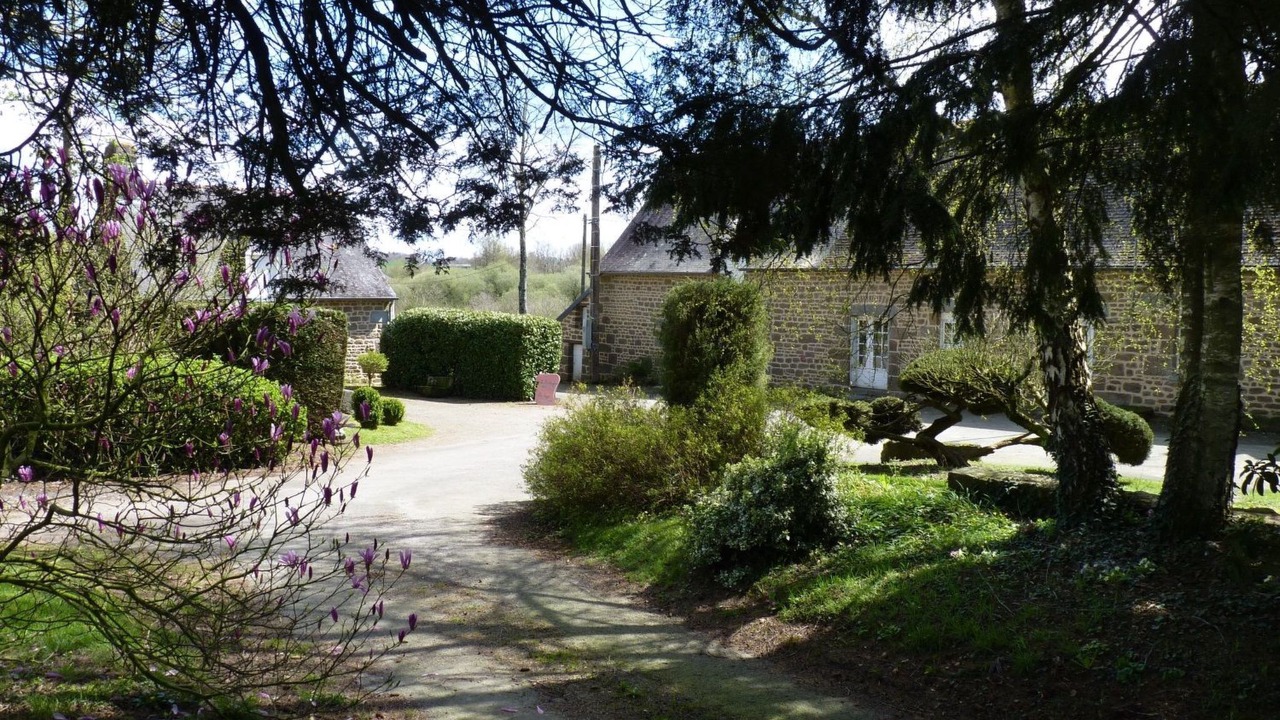Photo of Others in Saint-Etienne-en-Cogles