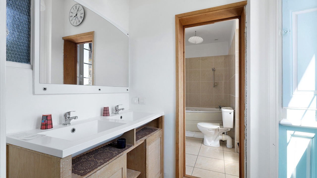 Photo of Bathroom in Saint-Mars-du-Desert