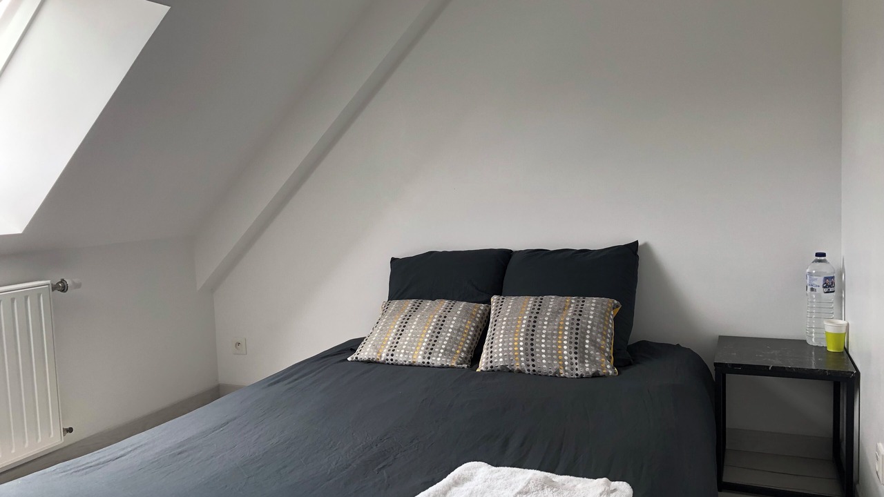 Photo of Bedroom in Pin - Vert Galant