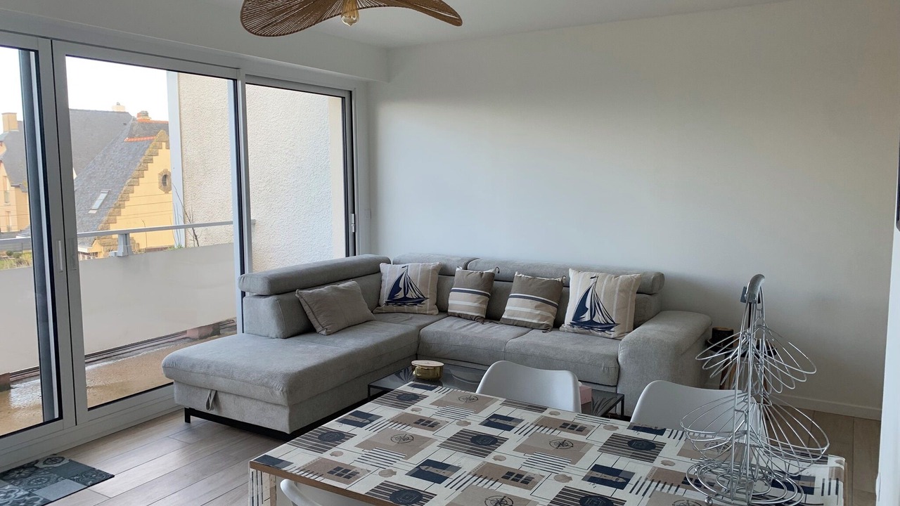 Photo of Livingroom in Saint-Ideuc