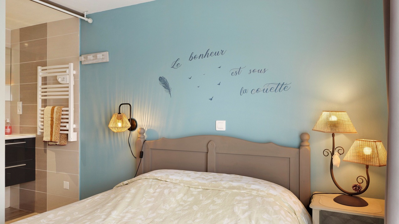 Photo of Bedroom in Neant-sur-Yvel
