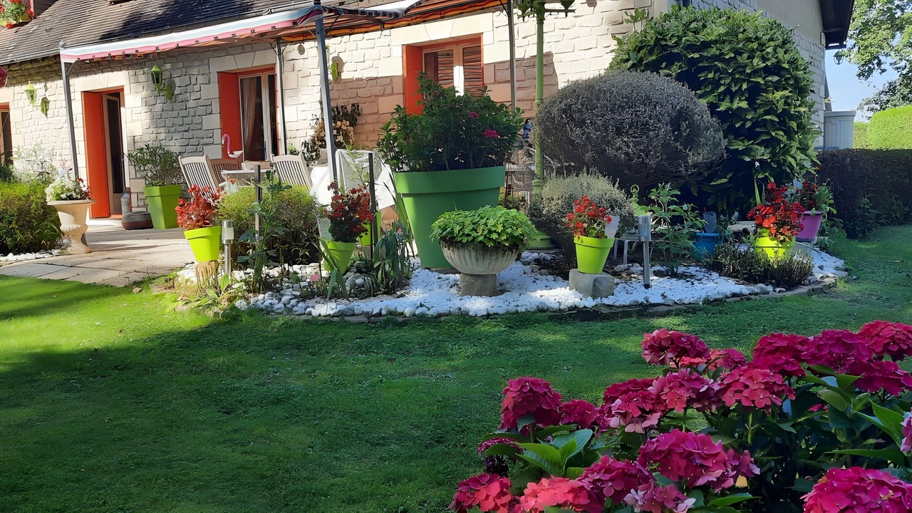 Photo of Outdoor in Cauge