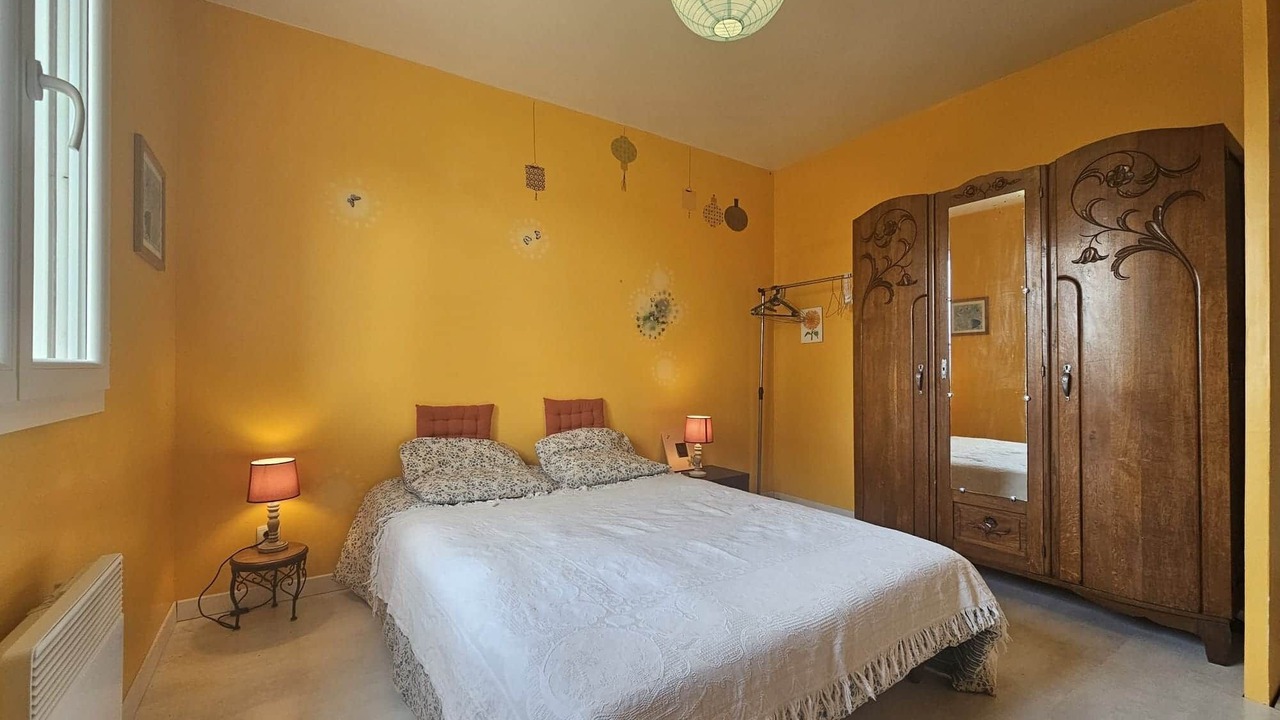 Photo of Bedroom in La Mesniere
