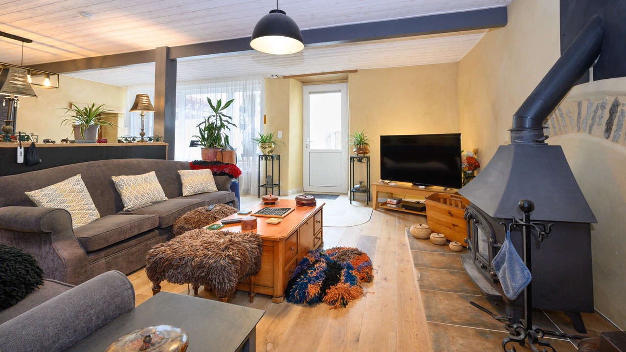 Photo of Livingroom in Surzur