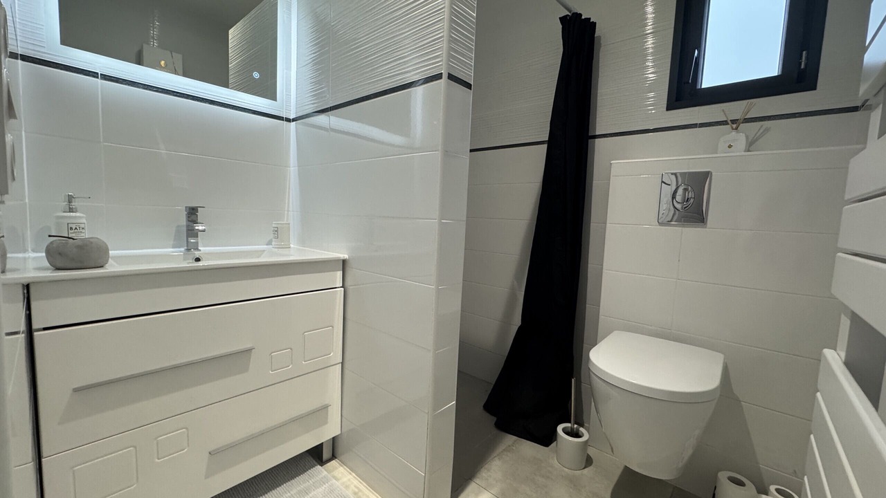 Photo of Bathroom in Ruaudin