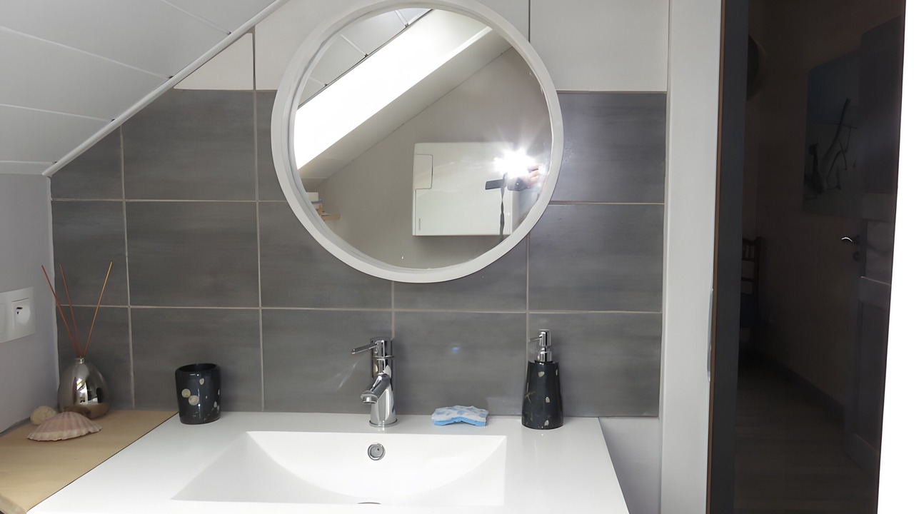 Photo of Bathroom in Plevenon
