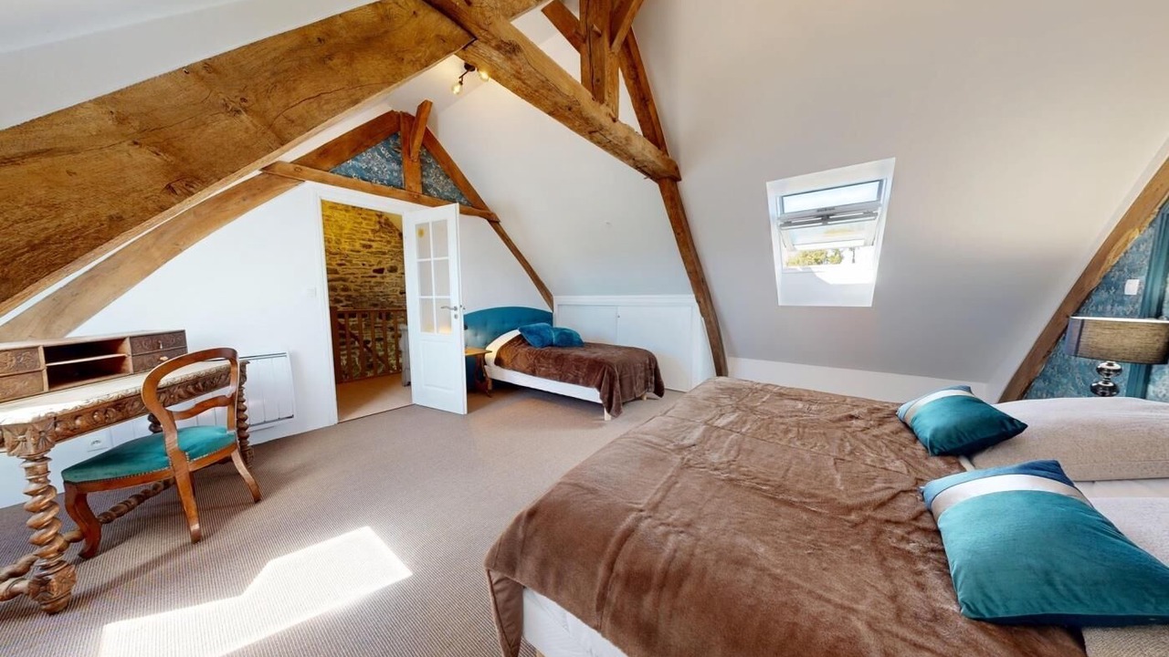 Photo of Bedroom in Burcy