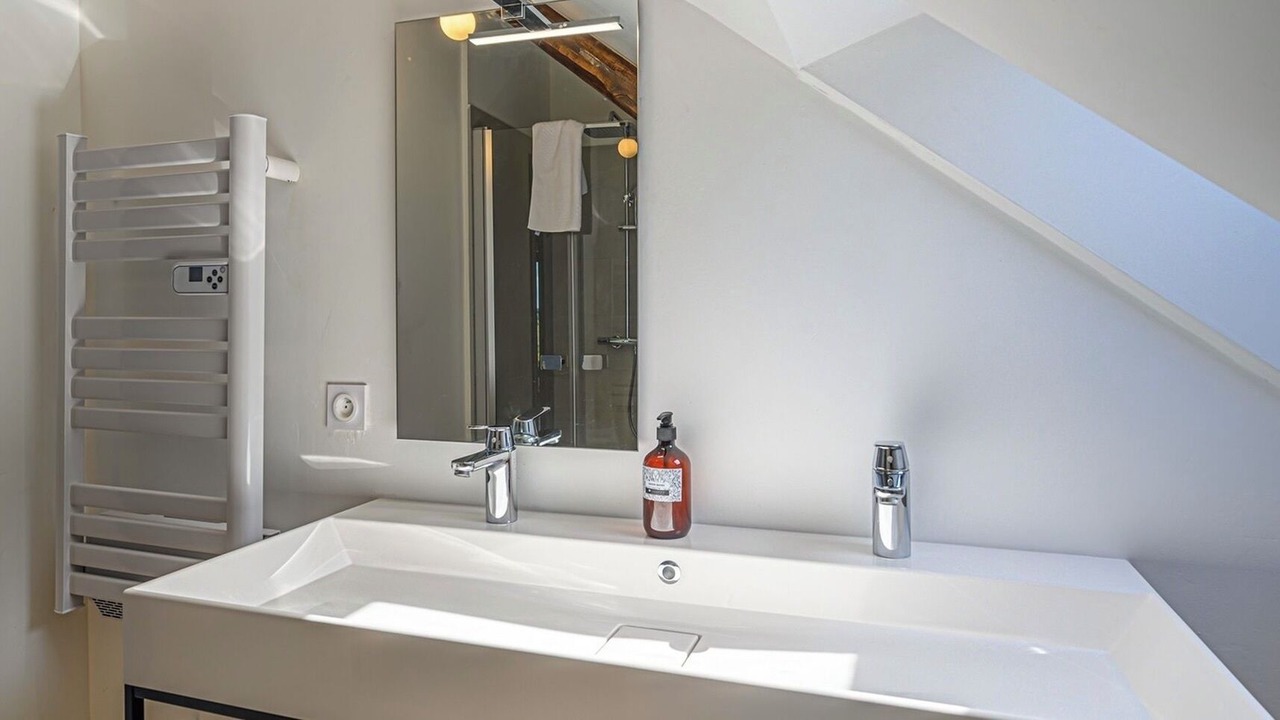 Photo of Bathroom in Theix-Noyalo