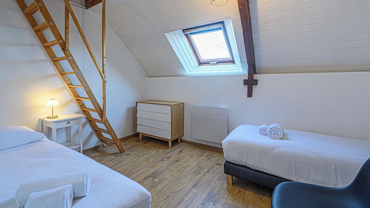 Photo of Bedroom in Theix-Noyalo
