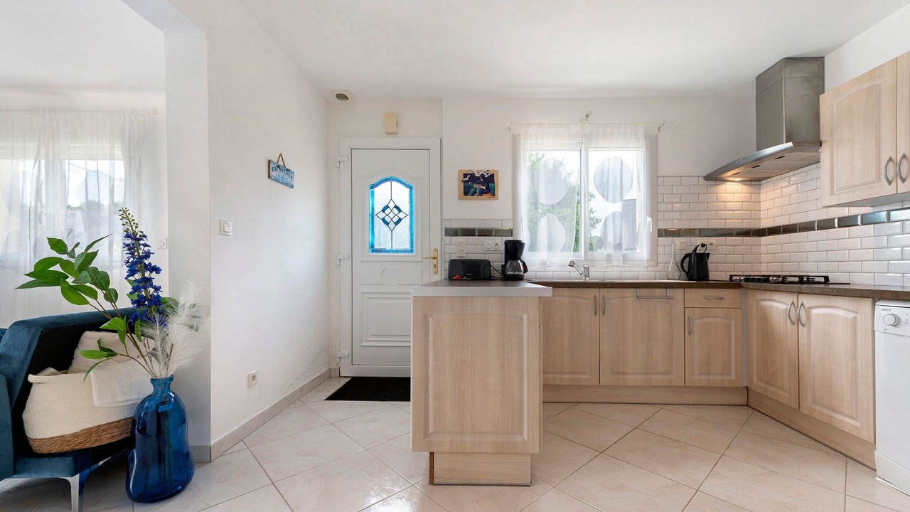 Photo of Kitchen in Le Tour-du-Parc
