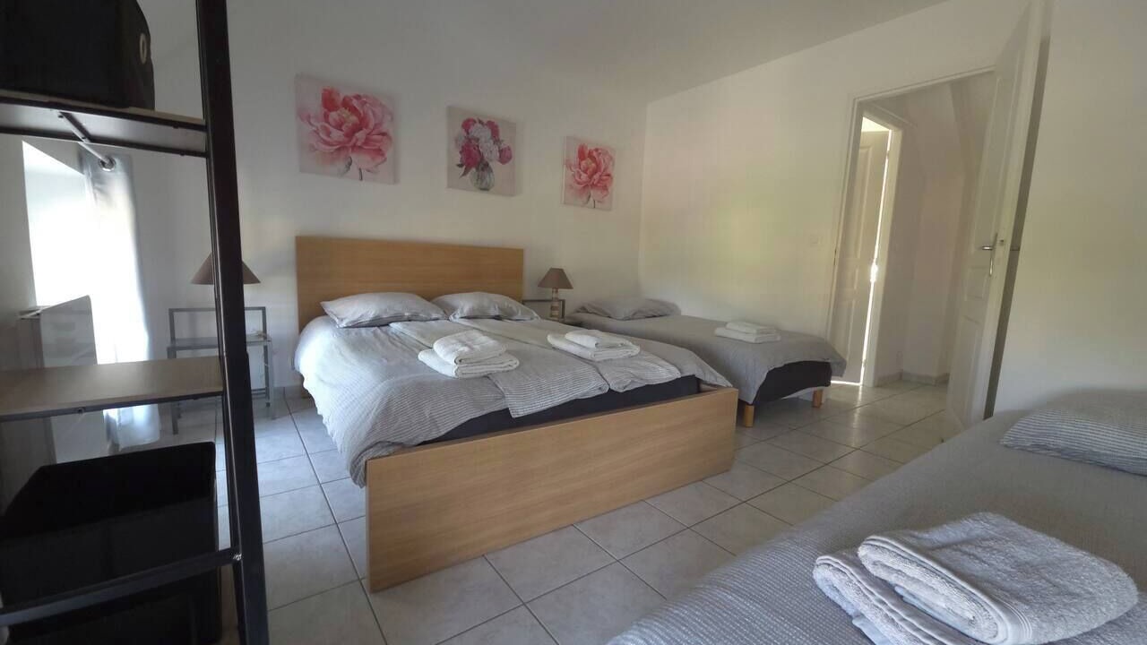 Photo of Bedroom in Vierville-sur-Mer
