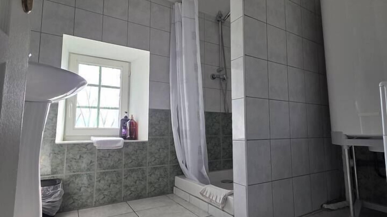 Photo of Bathroom in Vierville-sur-Mer