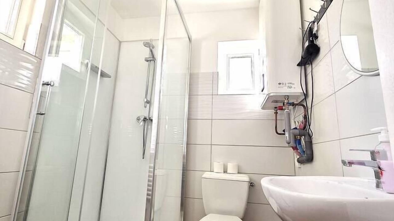 Photo of Bathroom in Vierville-sur-Mer