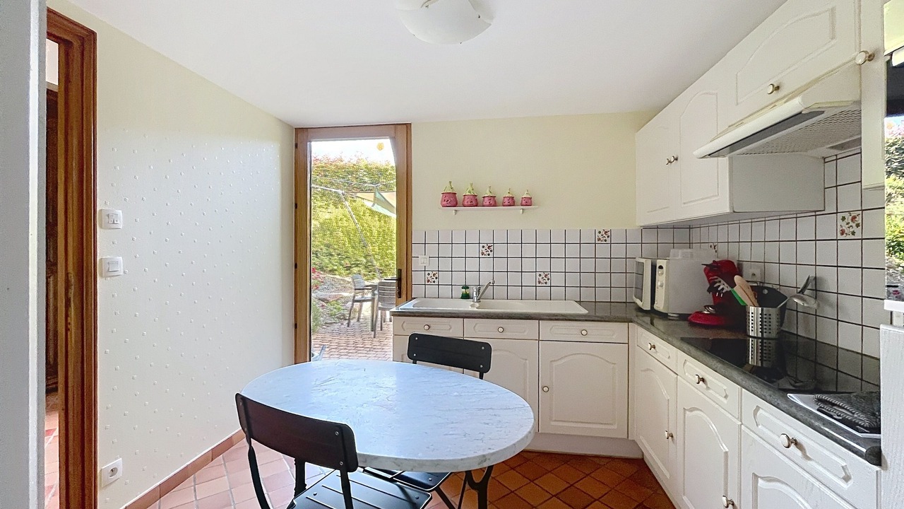 Photo of Kitchen in Saint-Amand