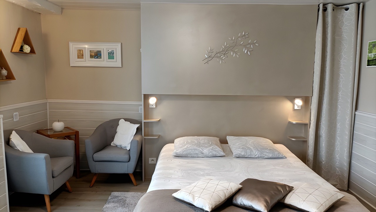 Photo of Bedroom in Breville-les-Monts