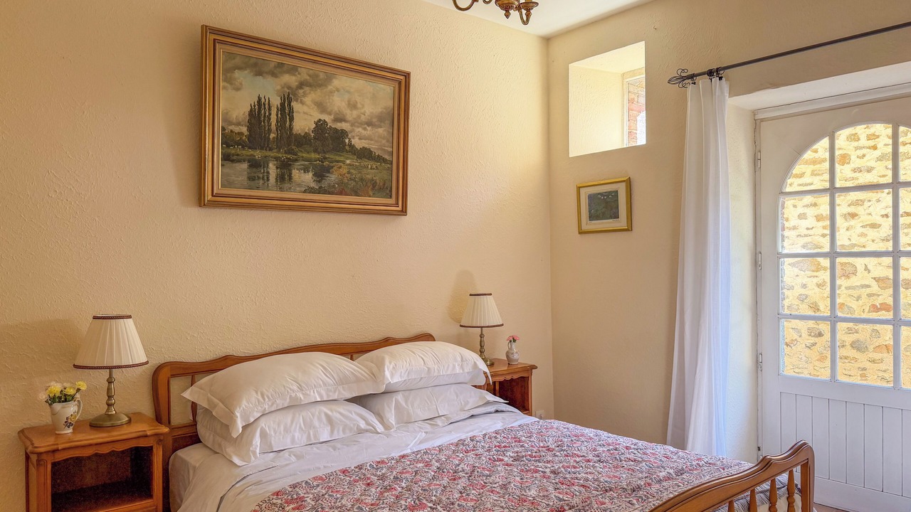 Photo of Bedroom in Saint-Cenere