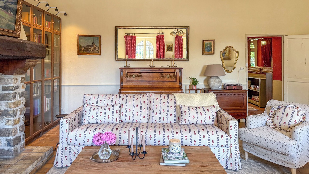 Photo of Livingroom in Saint-Cenere