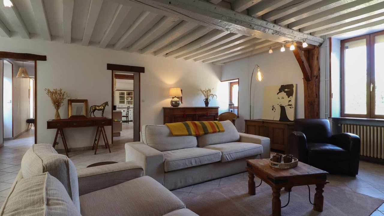 Photo of Livingroom in Joue-du-Plain