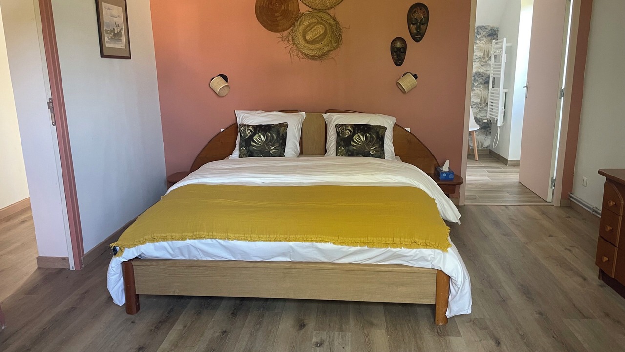 Photo of Bedroom in Servon