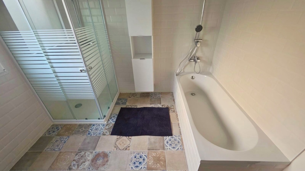Photo of Bathroom in Campeneac