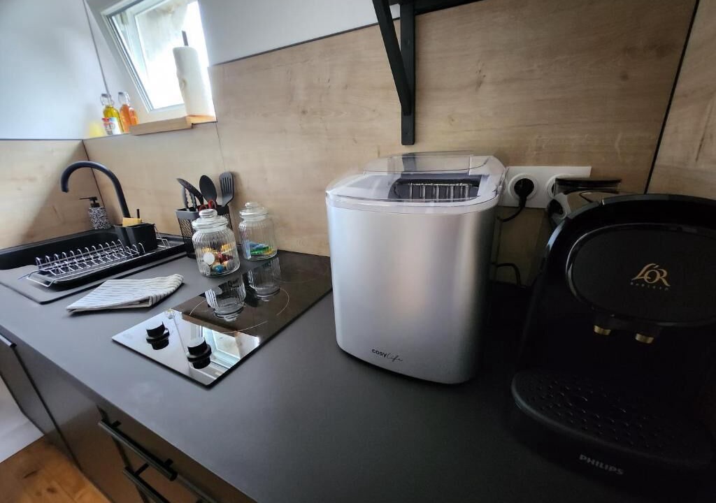 Photo of Kitchen in Saint-Jean Eudes Saint-Gilles