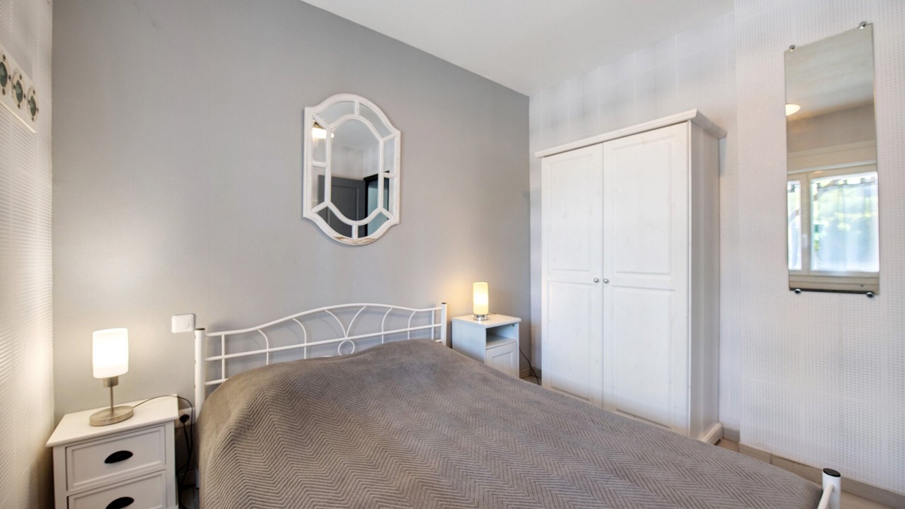 Photo of Bedroom in Saint-Martin de Brehal