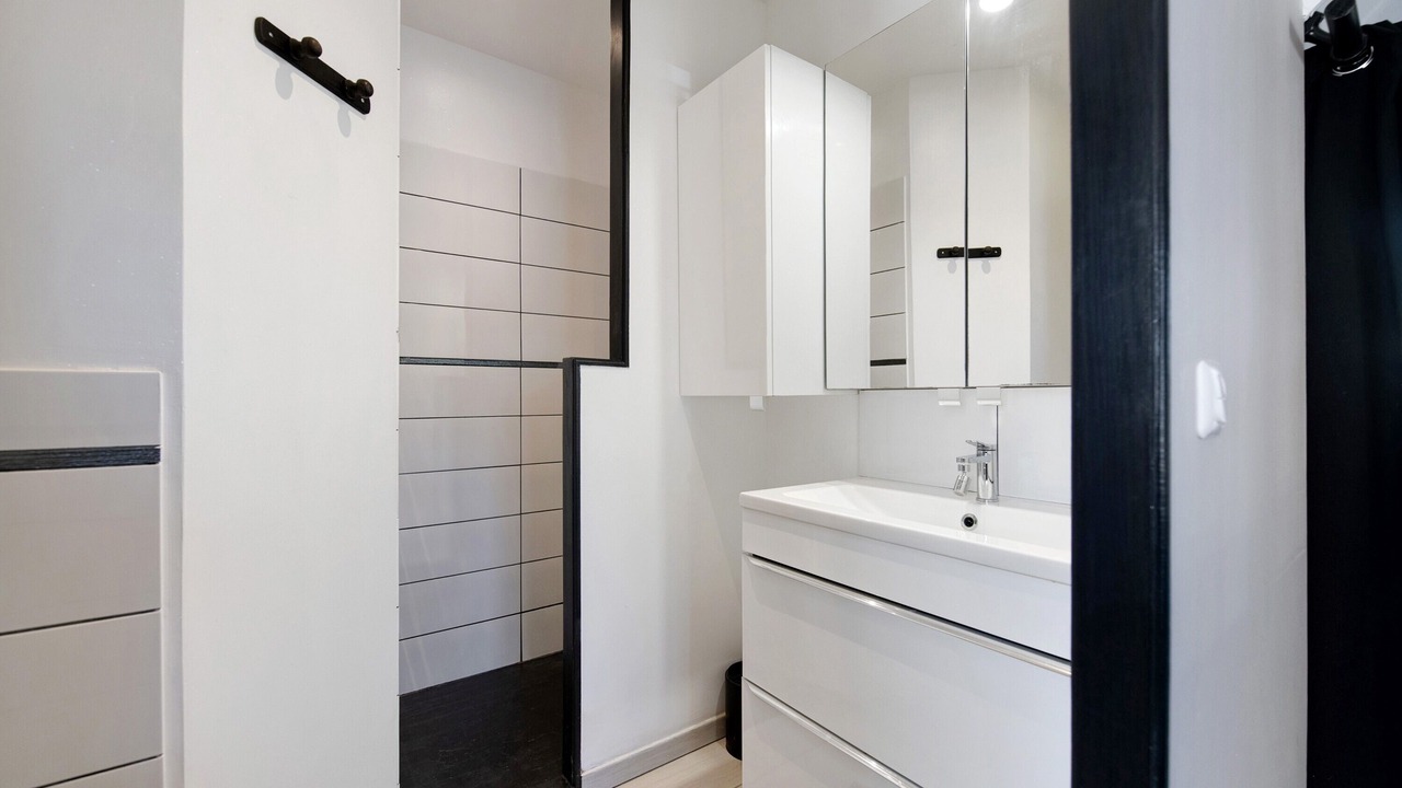 Photo of Bathroom in Saint-Martin de Brehal