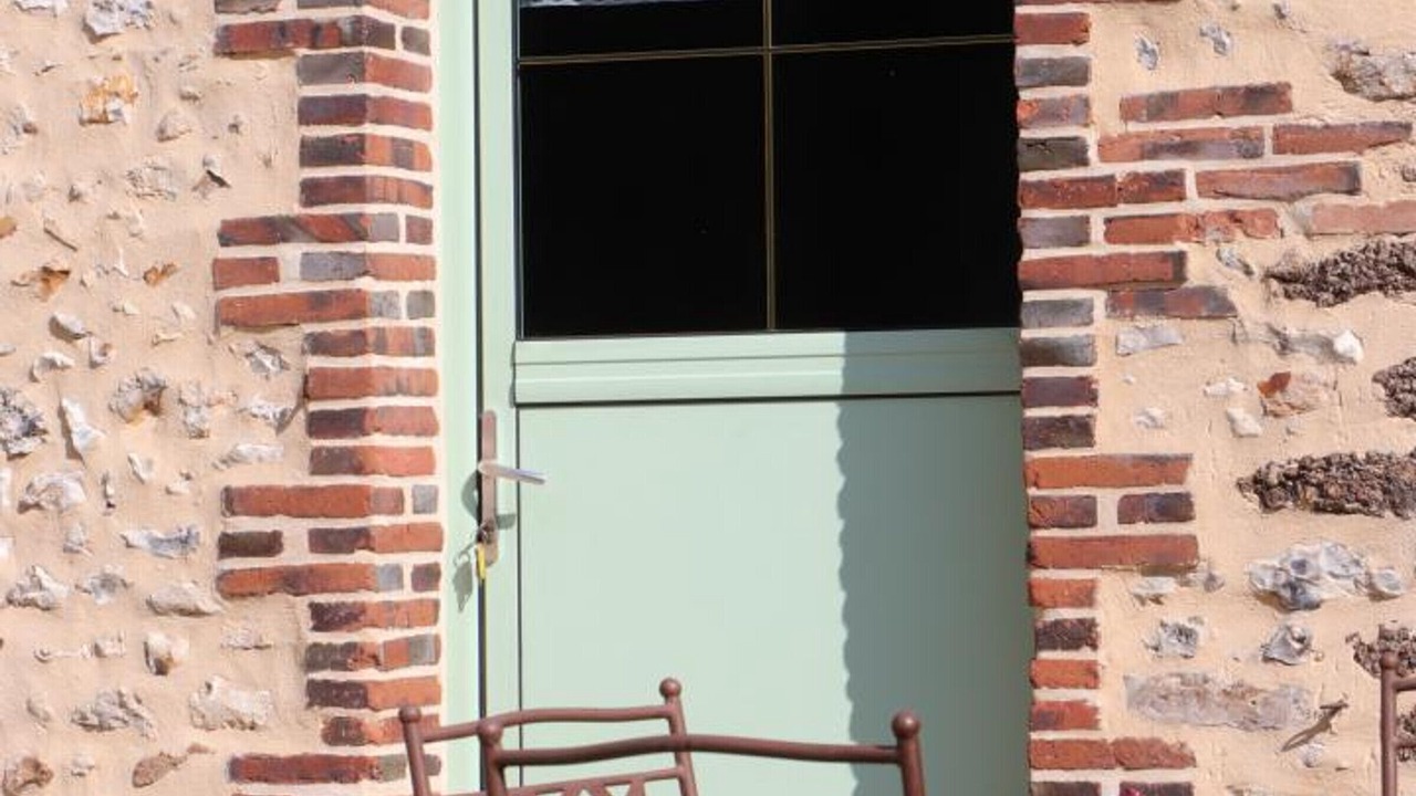 Photo of Outdoor in Marchainville