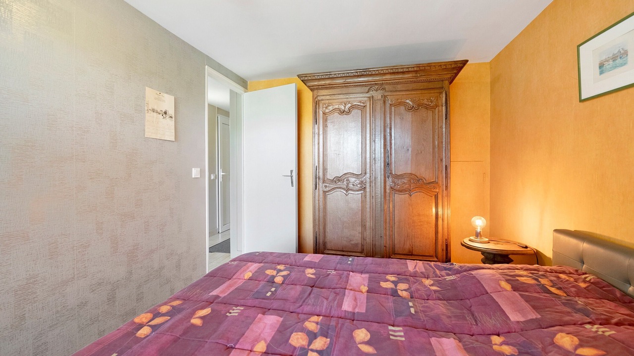 Photo of Bedroom in Saint-Martin de Brehal